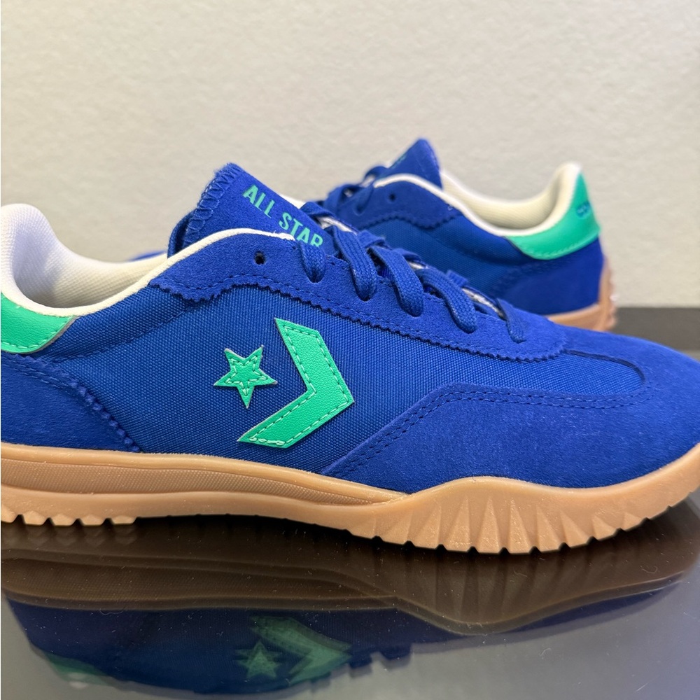 Converse crossover trainers royal Blue and Green colorway - new with tags